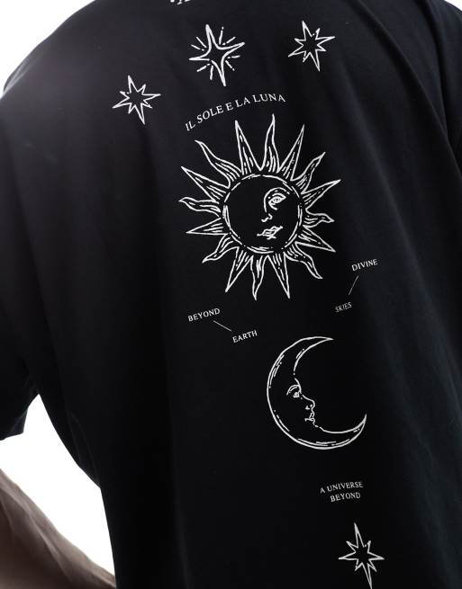 ASOS DESIGN – Oversize-T-Shirt in Schwarz mit Himmelskörper-Print entlang der Wirbelsäule, 4 von 4