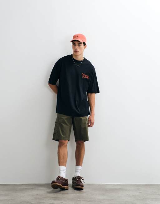 ASOS DESIGN – Oversize-T-Shirt in Schwarz mit MCR-Gesichtsprint, 2 von 5