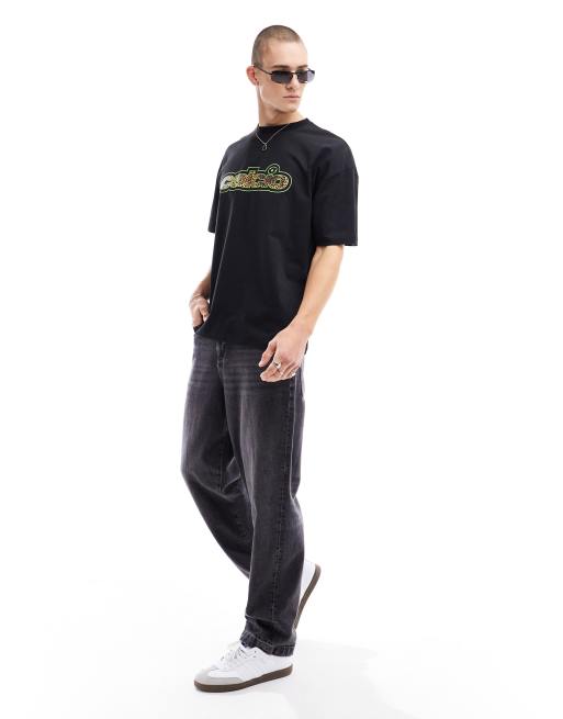 ASOS DESIGN – Oversize-T-Shirt in Schwarz mit Schriftzug auf der Brust mit Leopardenmuster, 3 von 4