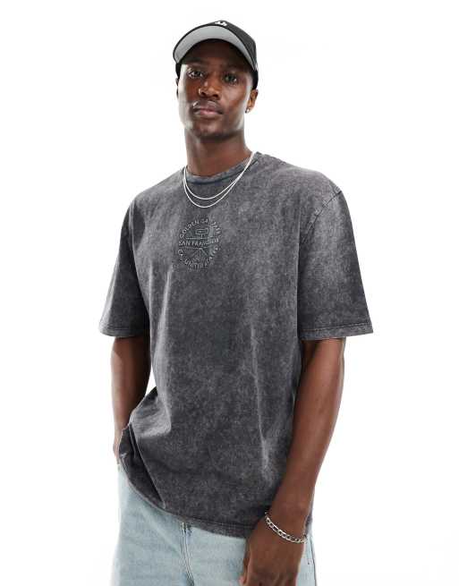 ASOS DESIGN – Oversize-T-Shirt in schwarzer Waschung mit Stickerei auf der Brust, 220 g/m² schwer, 2 von 4