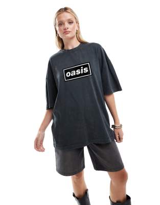 ASOS DESIGN - Oversize-T-Shirt in verwaschenem Anthrazit mit lizenziertem „Oasis"-Print-Grau