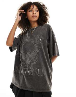 ASOS DESIGN - Oversize-T-Shirt in verwaschenem Anthrazit mit strassbesetzter Totenkopf-Grafik im Rocker-Stil-Grau