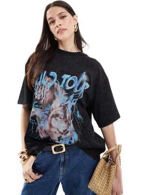 ASOS DESIGN - Oversize-T-Shirt in verwaschenem Anthrazit mit Wolf-Grafikprint im Rockband-Design-Grau