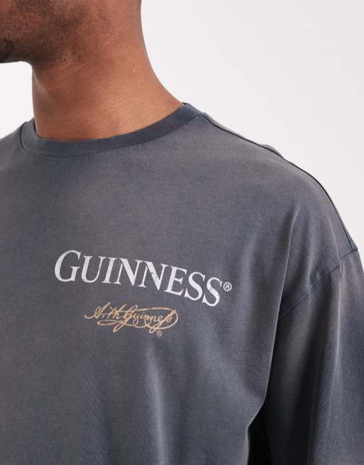 ASOS DESIGN – Oversize-T-Shirt in verwaschenem Schwarz mit „Guinness“-Print, 5 von 5