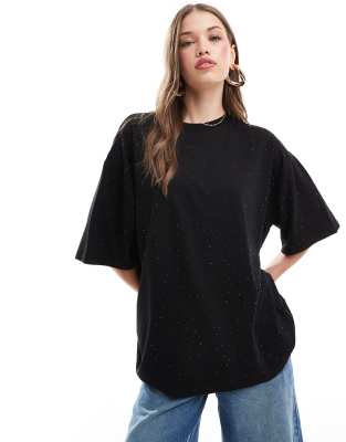 ASOS DESIGN - Oversize-T-Shirt in verwaschenem Schwarz mit Nietenbesatz