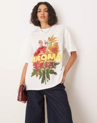 ASOS DESIGN - Oversize-T-Shirt in Weiß mit „Aroma"-Blumen-Print