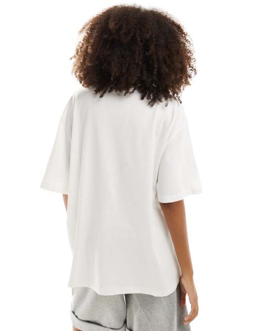 ASOS DESIGN – Oversize-T-Shirt in Weiß mit beflockter „My Mum Says“-Grafik, 4 von 4