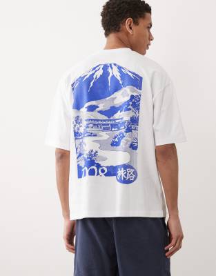 Oversize-T-Shirt in Weiß mit Berg-Grafikprint Weiß XL