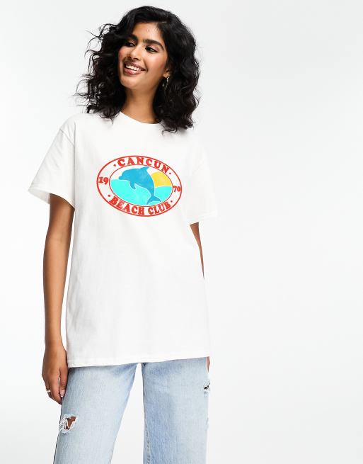 ASOS DESIGN – Oversize-T-Shirt in Weiß mit Delfin-Grafikprint