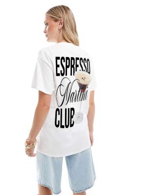 ASOS DESIGN - Oversize-T-Shirt in Weiß mit „Espresso Martini Club"-Grafikprint