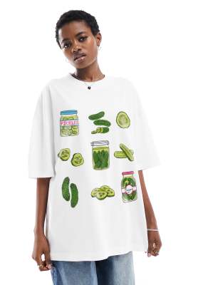 ASOS DESIGN - Oversize-T-Shirt in Weiß mit Essiggurken-Grafikprint