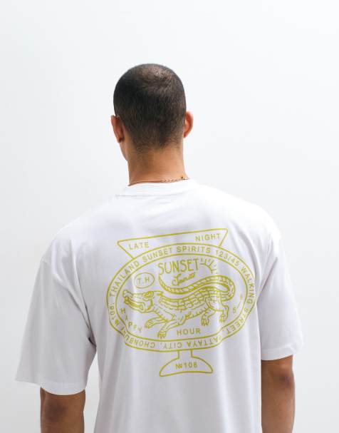 ASOS DESIGN – Oversize-T-Shirt in Weiß mit Krokodil-Print hinten - view 1