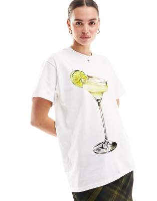 ASOS DESIGN - Oversize-T-Shirt in Weiß mit Limettencocktail-Print