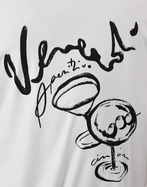 ASOS DESIGN – Oversize-T-Shirt in Weiß mit Martini-Grafikprint, 4 von 5