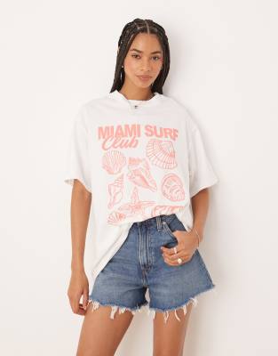 ASOS DESIGN - Oversize-T-Shirt in Weiß mit „Miami"-Muschel-Print