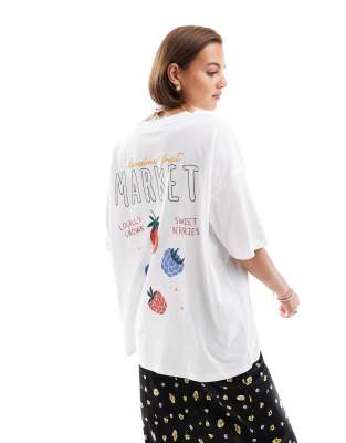 ASOS DESIGN - Oversize-T-Shirt in Weiß mit Obstmarkt-Rückenprint