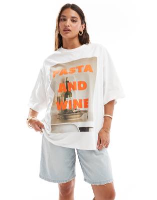 ASOS DESIGN - Oversize-T-Shirt in Weiß mit „Pasta and Wine"-Print