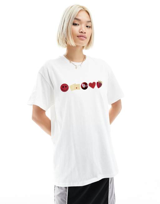 ASOS DESIGN – Oversize-T-Shirt in Weiß mit rotem Grafikprint