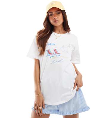 ASOS DESIGN - Oversize-T-Shirt in Weiß mit skizzenhaftem Urlaubs-Motiv