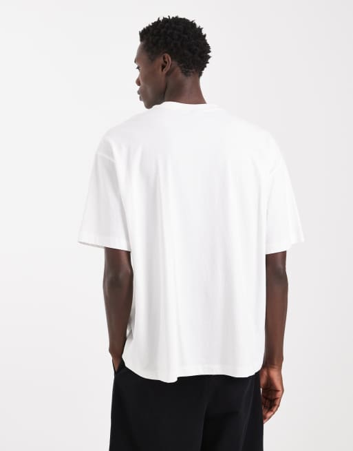ASOS DESIGN – Oversize-T-Shirt in Weiß mit Stadtnamen-Grafik auf Brusthöhe, 3 von 5