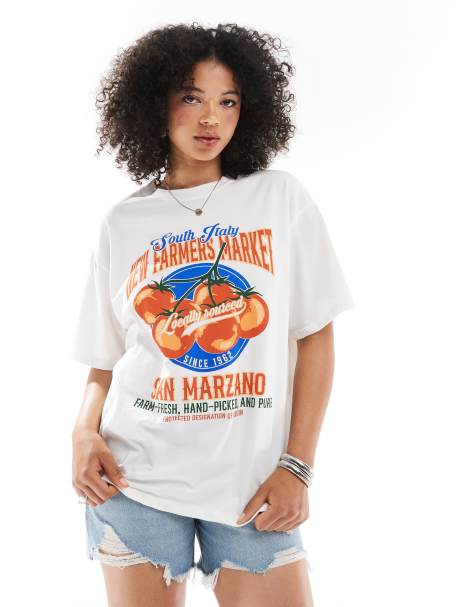 ASOS DESIGN – Oversize-T-Shirt in Weiß mit Tomaten-Grafik - view 1