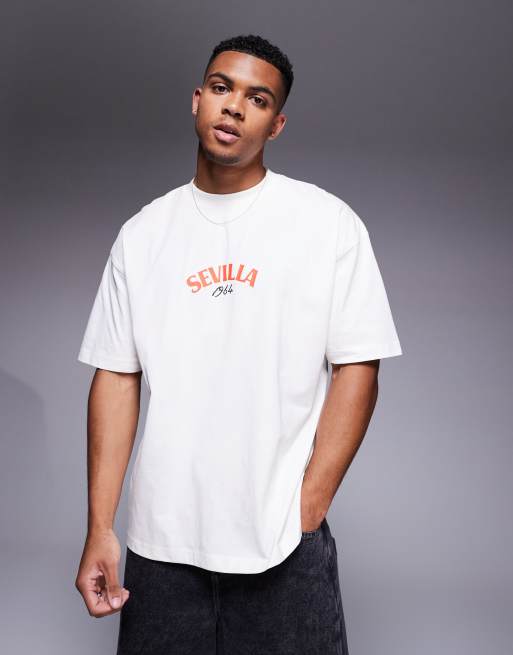 ASOS DESIGN – Oversize-T-Shirt in Wollweiß mit City-Print, 2 von 4