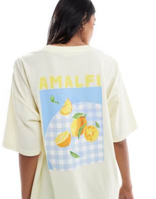 ASOS DESIGN - Oversize-T-Shirt in Zitronengelb mit „Amalfi"-Zitronen-Print