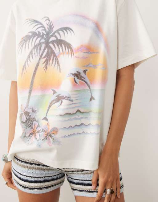 ASOS DESIGN Oversize-T-Shirt mit Airbrush-Delfinmotiv in Cremeweiß, 2 von 4