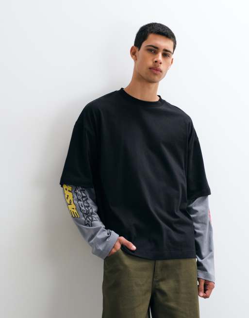 ASOS DESIGN Oversize-T-Shirt mit doppelter Lage und Grafik in Schwarz, 2 von 5