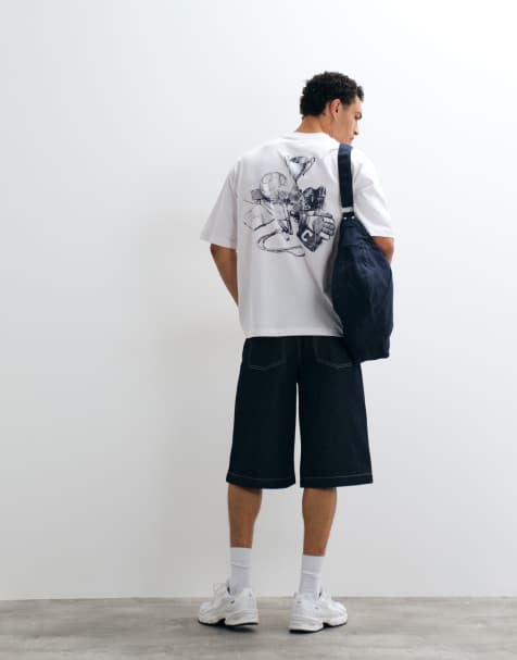ASOS DESIGN Oversize-T-Shirt mit Fußballgrafik in Weiß - view 1