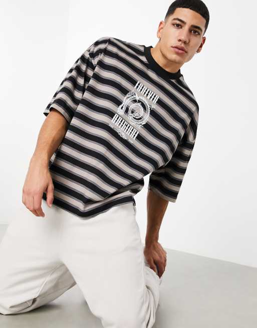 ASOS DESIGN – Oversize-T-Shirt mit Querstreifen und Brustaufdruck in