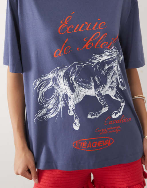 ASOS DESIGN Oversize-T-Shirt mit rotem und weißem Western-Print in Blau, 4 von 4