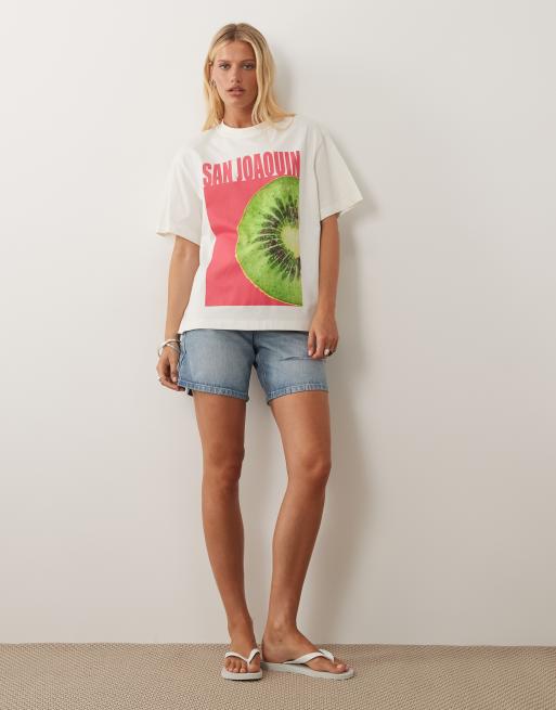 ASOS DESIGN Oversize-T-Shirt mit San-Joaquin-Kiwi-Print in Cremeweiß, 4 von 4