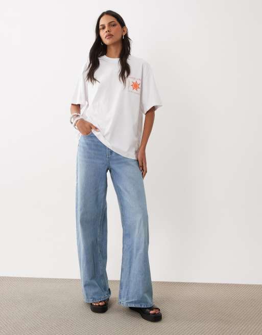 ASOS DESIGN Oversize-T-Shirt mit Soleil-Sonnengrafik in Weiß, 3 von 4