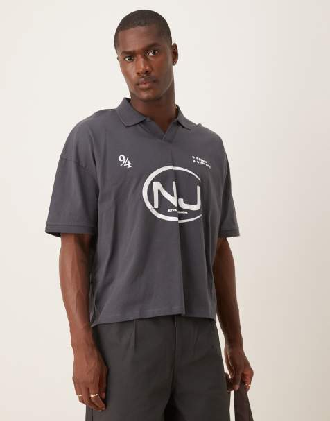 ASOS DESIGN – Oversize-T-Shirt mit überschnittenen Schultern und Grafiken - view 1