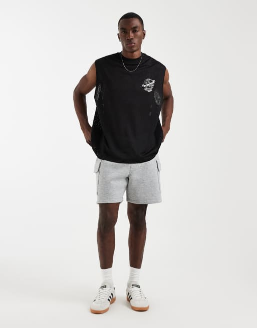 ASOS DESIGN – Oversize-Tanktop aus schwarzem Airtex-Material mit Globus-Grafikprint, 3 von 5