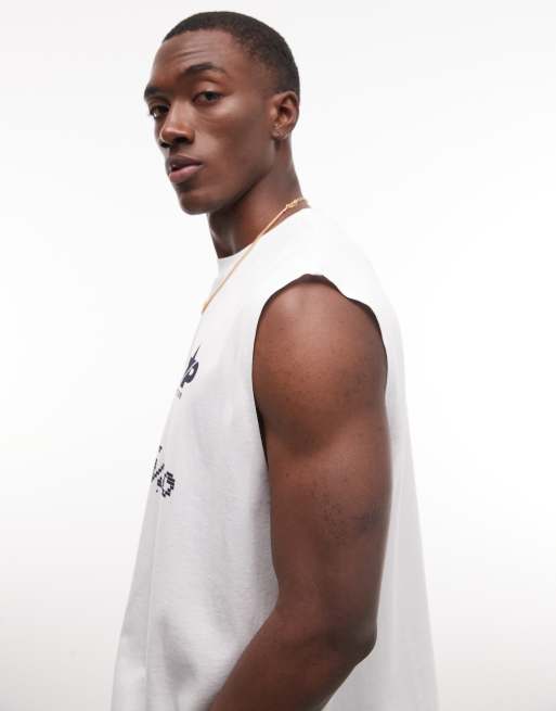 ASOS DESIGN – Oversize-Tanktop in Weiß mit Fußball-Grafikprint , 4 von 5