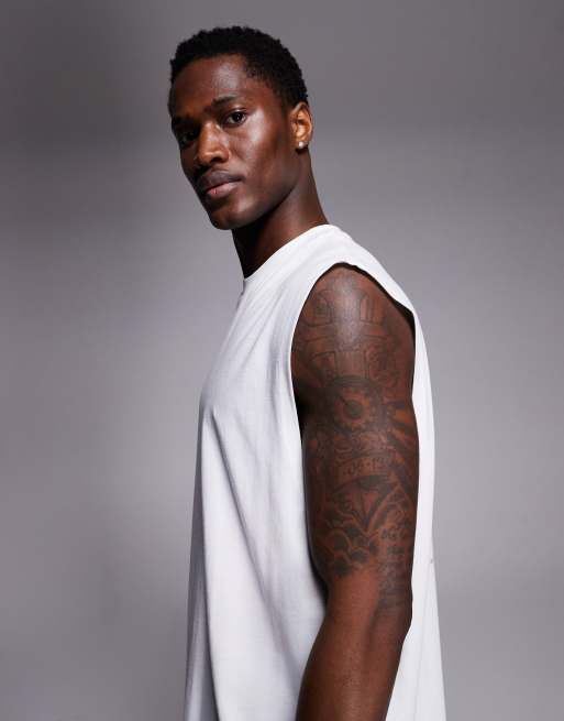 ASOS DESIGN – Oversize-Tanktop in Weiß mit „Italia“-Auto-Grafik, 4 von 5