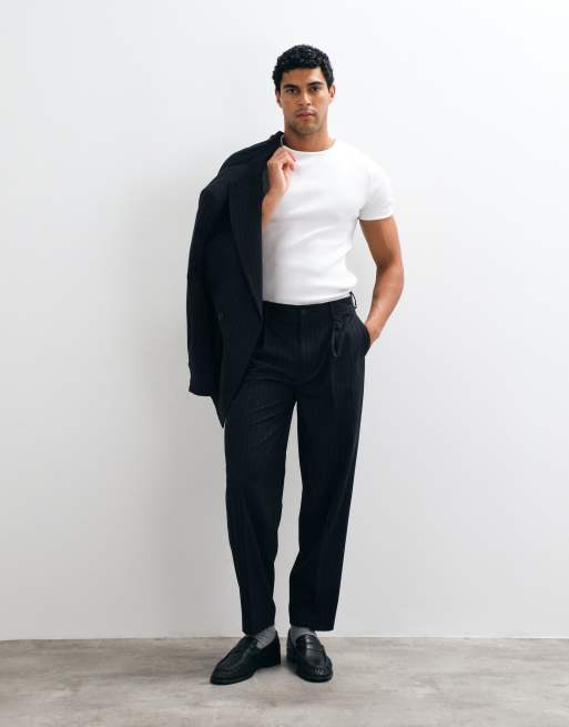 ASOS DESIGN Double Breasted Regular Suit Jacket & Oversized Tapered Pleated Suit Trousers in Navy Pinstripe, 3 z 3