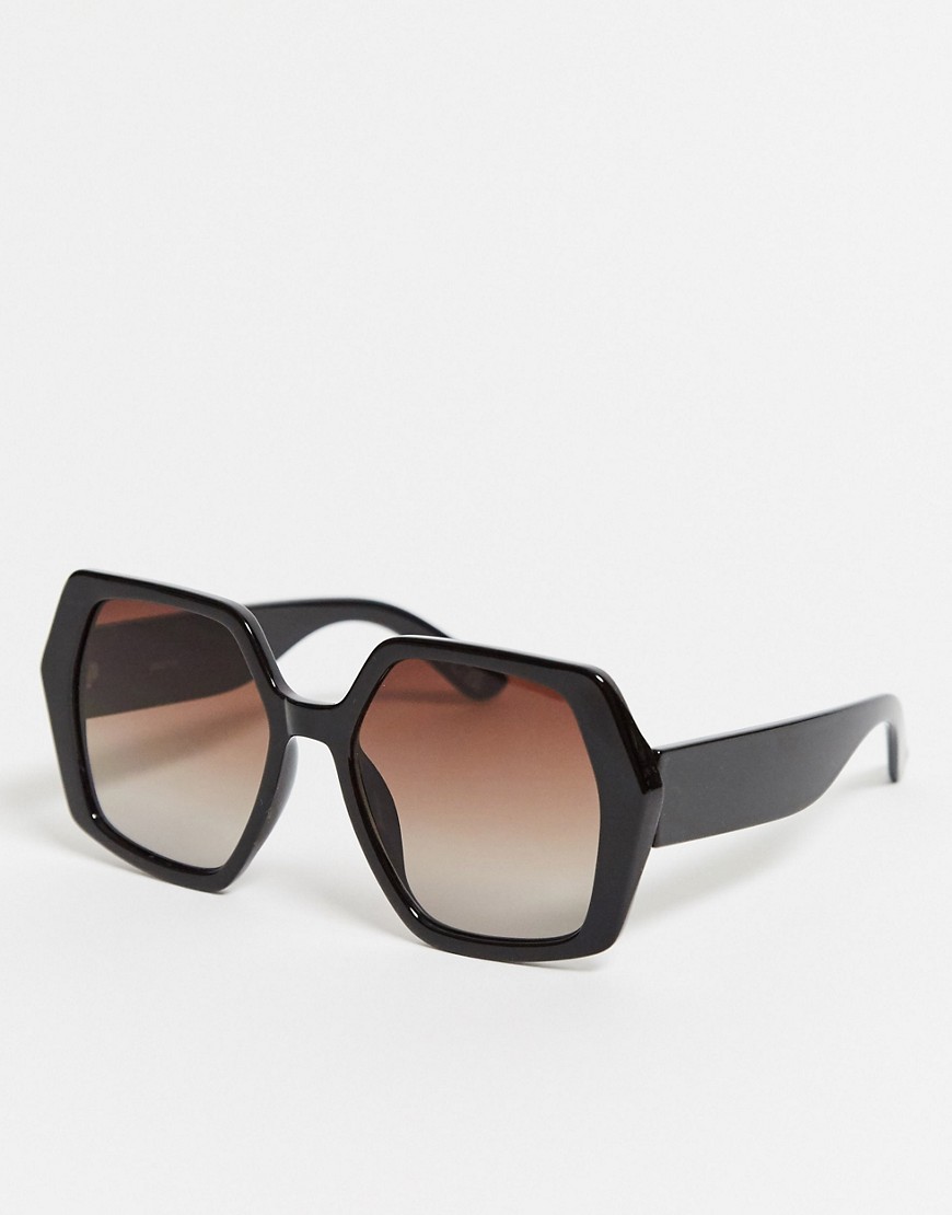 ASOS DESIGN - Oversized 70's zeshoekige zonnebril in zwart