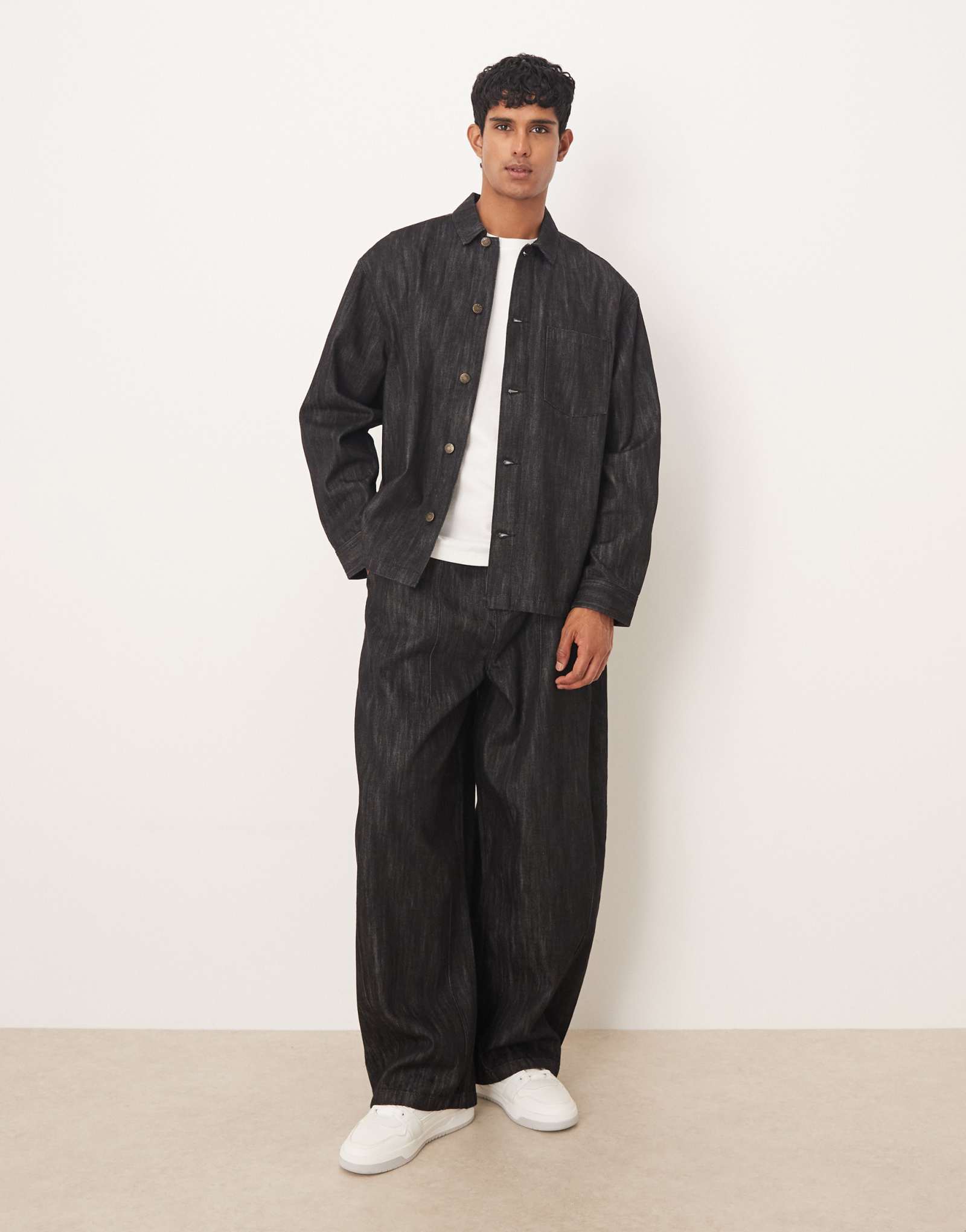 ДИЗАЙНЕРСКИЕ мешковатые джинсы оверсайз от ASOS черного цвета, постиранные после стирки - часть комплекта