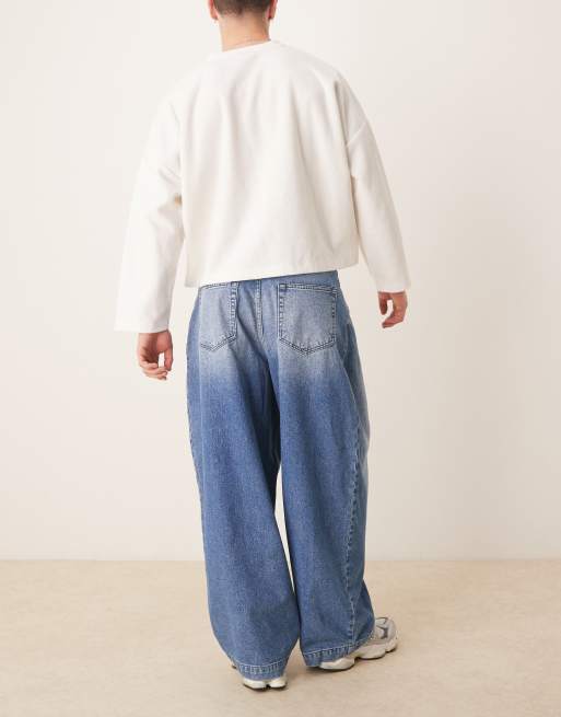 ASOS DESIGN - Oversized baggy jeans met geplooide zakken in mid-wash blauw, 3 van 5