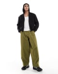 [ASOS DESIGN] ASOS DESIGN oversized baggy pants with knee panels in green W33 L32 KHAKI
