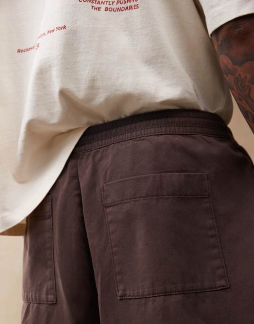 ASOS DESIGN oversized baggy trouser with elasticated waist in brown  , 4 of 5