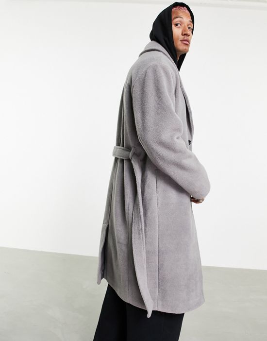 https://images.asos-media.com/products/asos-design-oversized-belted-longline-wool-look-overcoat-in-gray/200412589-4?$n_550w$&wid=550&fit=constrain