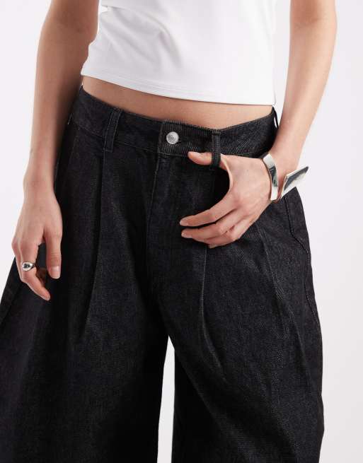 ASOS DESIGN - Oversized bermudashorts med plisseringer i sort skyllevask, 3 af 5