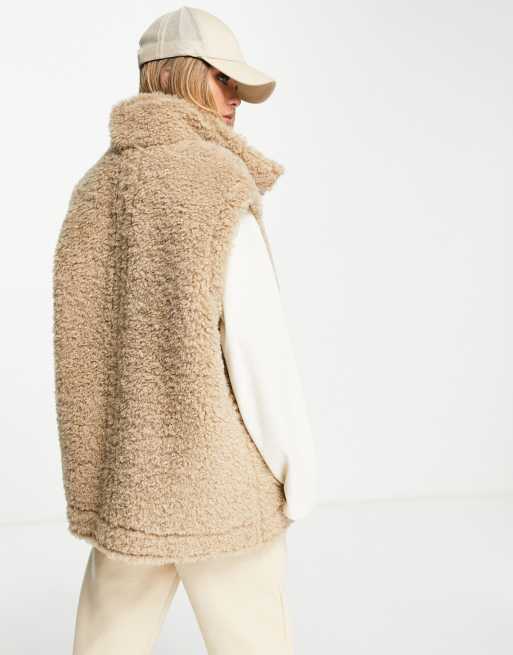 ASOS DESIGN - Oversized bodywarmer van borg in camel, 4 van 4