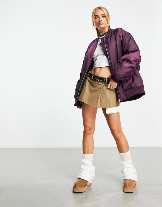 https://images.asos-media.com/products/asos-design-oversized-bomber-jacket-in-wine/202226110-4?$n_550w$&wid=550&fit=constrain