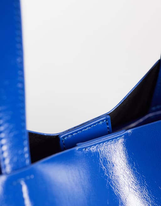 ASOS DESIGN oversized bonded tote bag in blue, 3 of 4