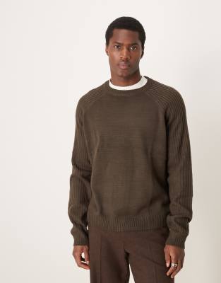 ASOS DESIGN oversized boxy fit knitted crew neck jumper with rib sleeves in brown φωτογραφία